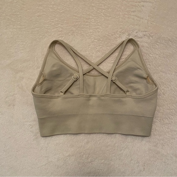 bo + tee Streamline sports bra - Picture 7 of 7